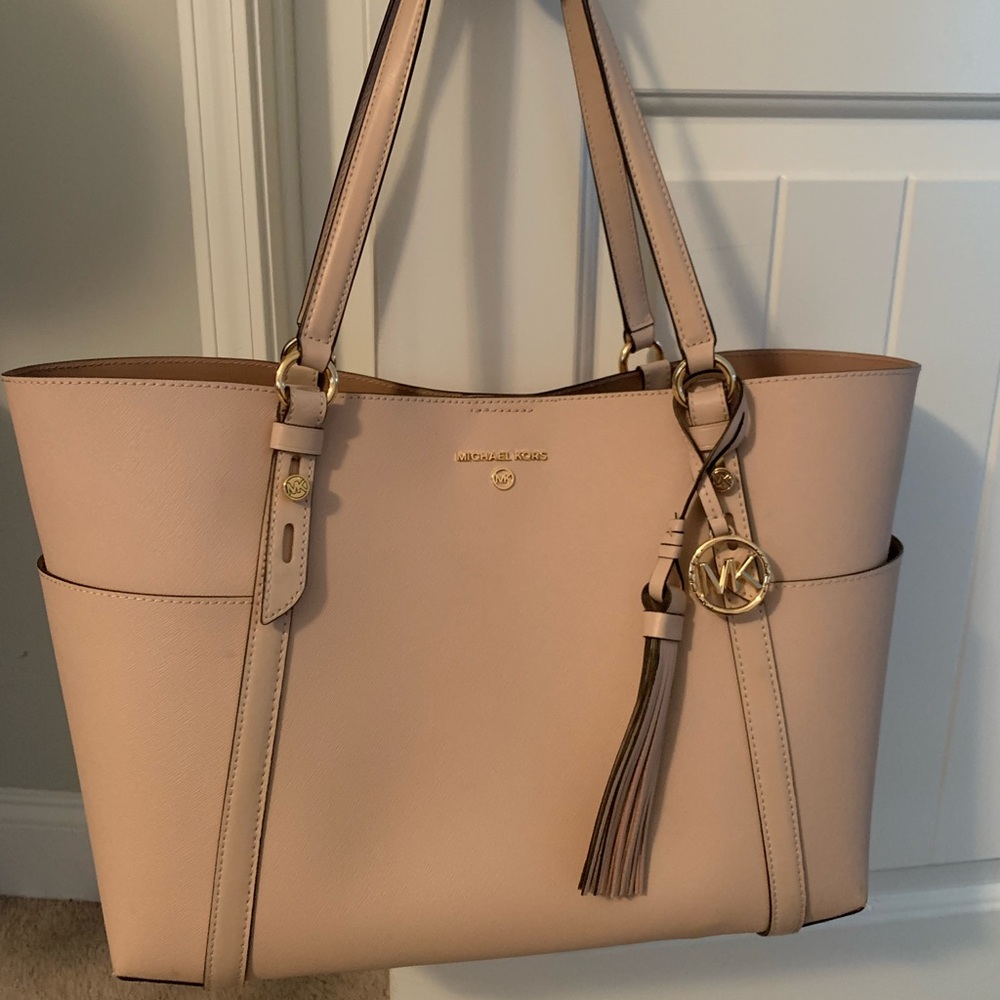 Sullivan Large Saffiano Leather Tote Bag